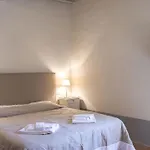 Villa Le Caselle 26, Emma Cortona