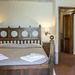 Le Caselle 26, Emma Villa