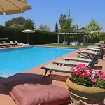 Le Caselle 26, Emma Villa *