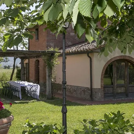 Le Caselle 26, Emma *