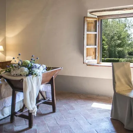 Le Caselle 26, Emma *