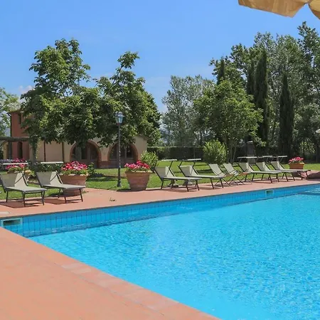 Villa Le Caselle 26, Emma *