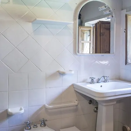 Le Caselle 26, Emma *