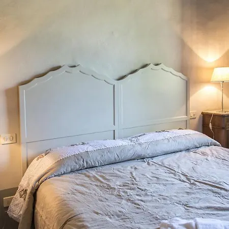 Le Caselle 26, Emma Villa *