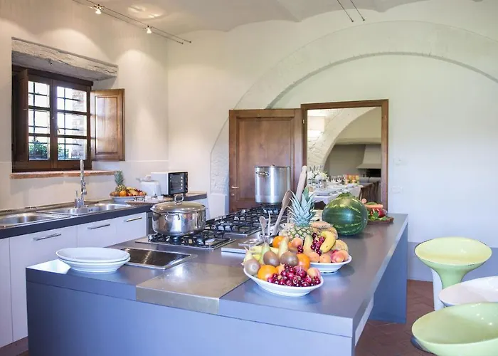 Villa Le Caselle 26, Emma