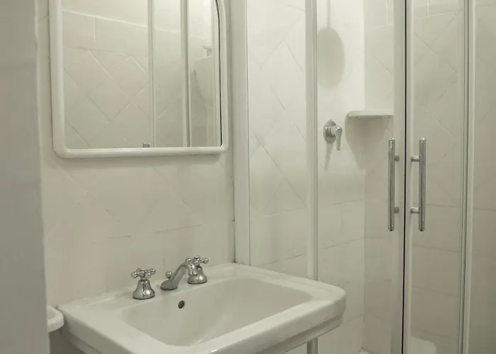 Villa Le Caselle 26, Emma