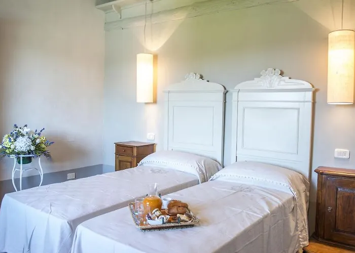 Le Caselle 26, Emma Cortona