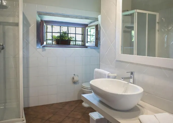 Villa Le Caselle 26, Emma *