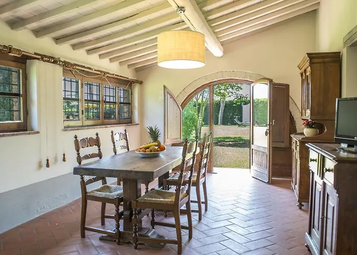 Le Caselle 26, Emma *